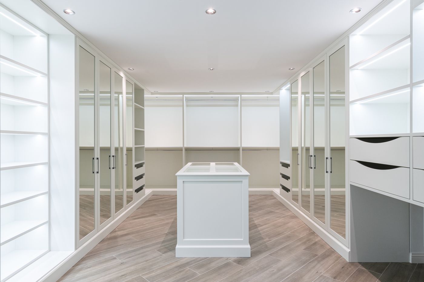 Wardrobe with drawers, rails and full-height storage